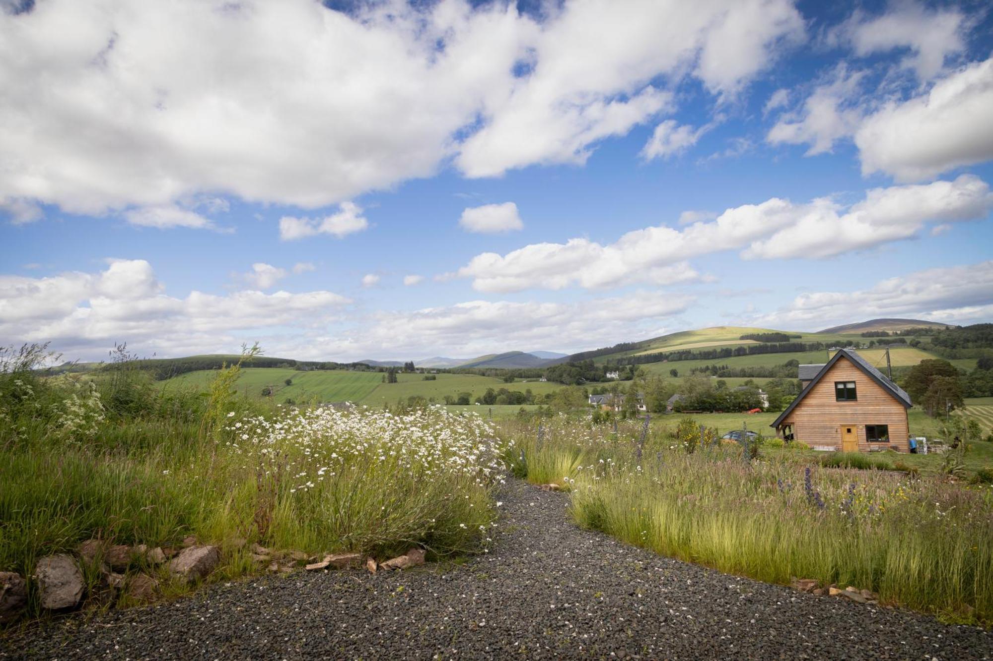 Апартаменты Isla Pod, Kilry Eco Pods Blairgowrie and Rattray Экстерьер фото